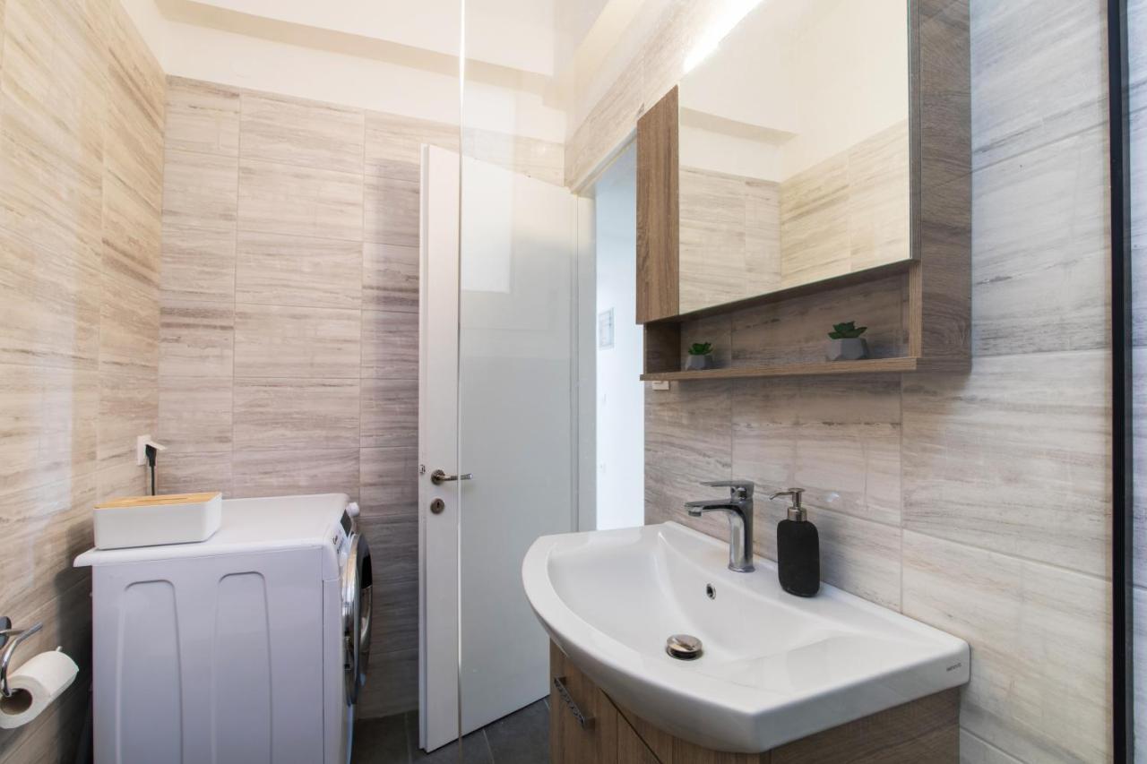 Midtown By Corfuescapes Apartmán *