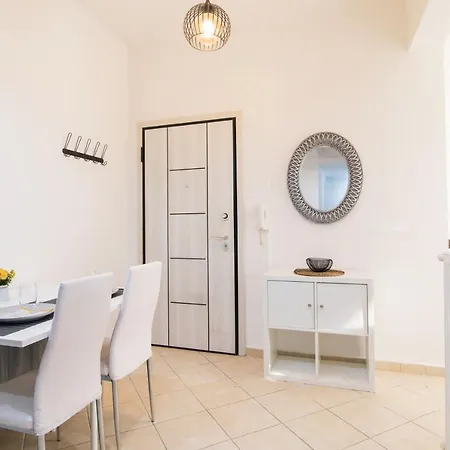 Midtown Apartment By Corfuescapes Corfu  Esterno foto