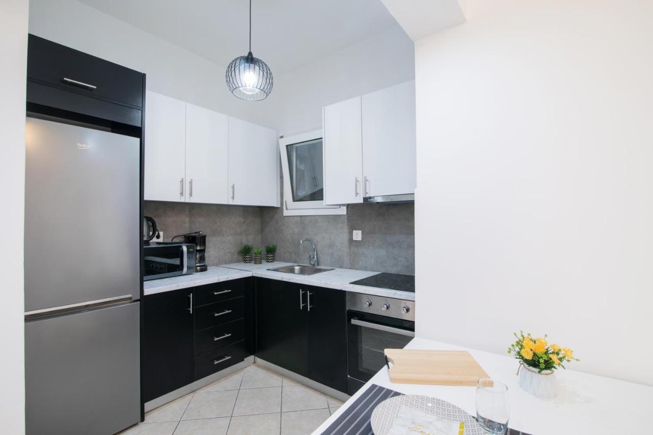 Midtown Apartment By Corfuescapes