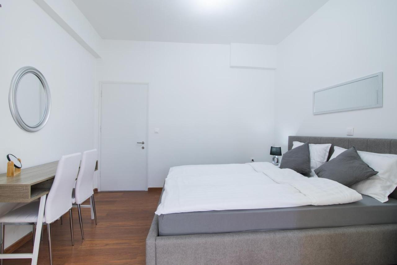Midtown Apartment By Corfuescapes Apartment *